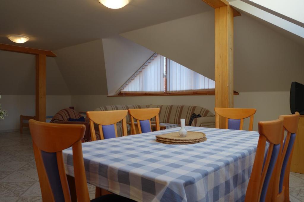 Apartmany Arnika Horní Planá エクステリア 写真