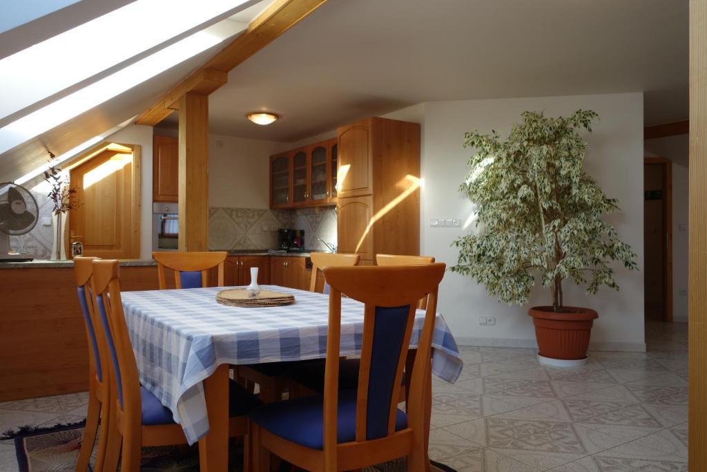 Apartmany Arnika Horní Planá エクステリア 写真